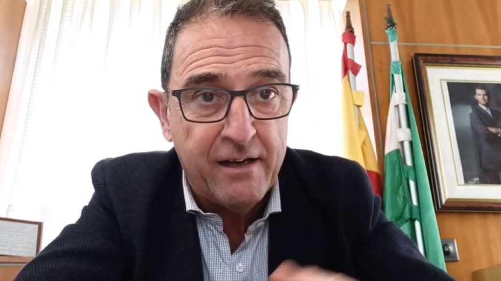 Carlos Bautista y sus soluciones milagrosas