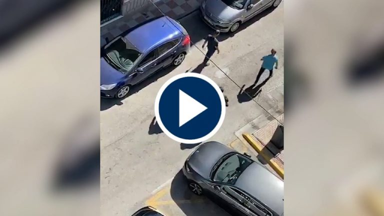 Desprotegidos y humillados: varios «gitanos» persiguen e insultan a la Guardia Civil Desprotegidos y humillados: varios «gitanos» persiguen e insultan a la Guardia Civil