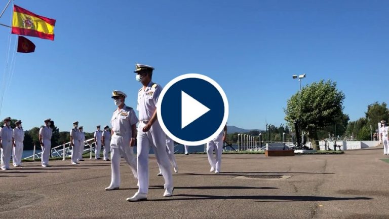 El rey Felipe VI recibido en Tui entre vítores y aplausos