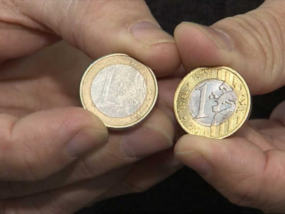 Falsificacion De Moneda De Calidad Procedente Del Sur De Italia