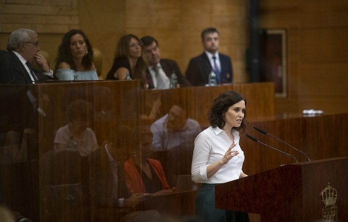 Las excusas para salir de la Comunidad de Madrid en el Pilar sin ser multado 1 Moncloa restricciones en Madrid