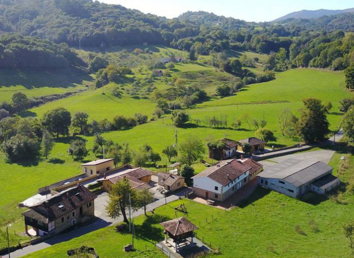Pueblos de España que te puedes comprar