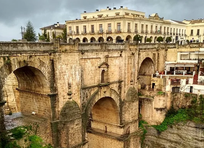 RONDA, UNO DE LOS PUEBLOS MEDIEVALES MEJOR CONSERVADOS DE ESPAÑA