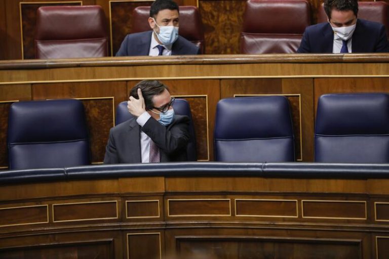 Illa defiende el estado de alarma en Madrid, sin Sánchez ni Iglesias en el hemiciclo