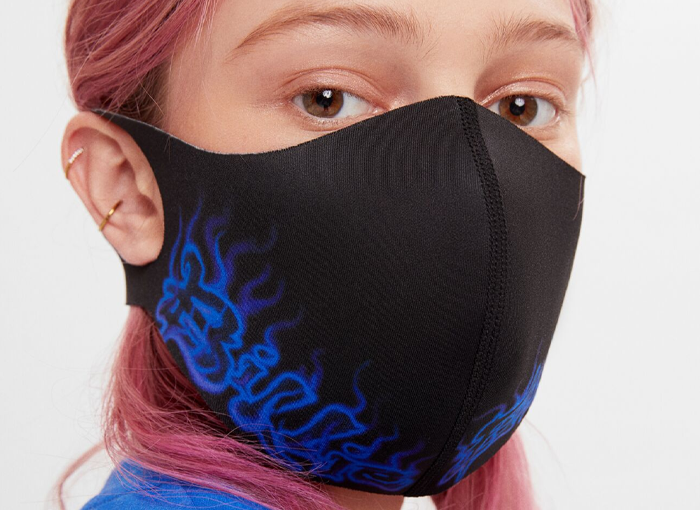 MASCARILLAS FACIALES BILLIE EILISH X BERSHKA