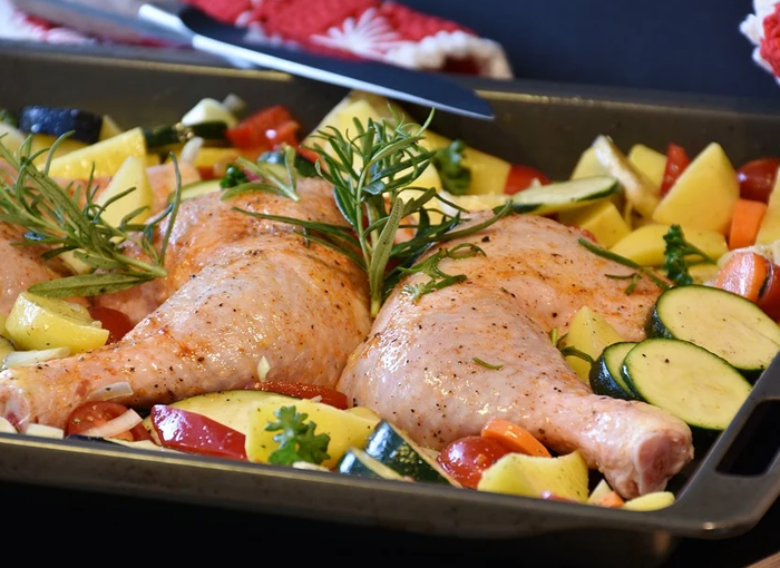 POLLO AL HORNO, UNA DE LAS CARNES MÁS NUTRITIVAS Y SALUDABLES