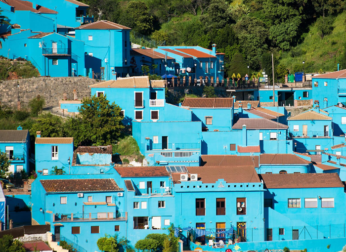 JÚZCAR, EL PUEBLO DE 'LOS PITUFOS'