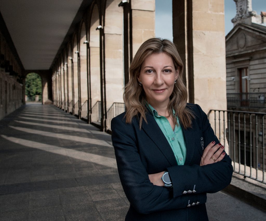 Eva García Saénz de Urturi