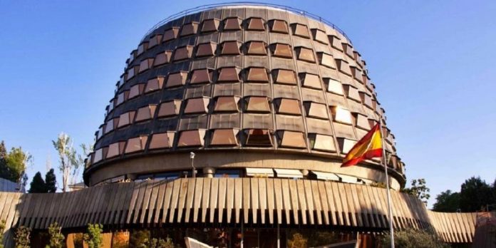 El Constitucional se reunirá en Pleno el martes para valorar la inhabilitación de Torra