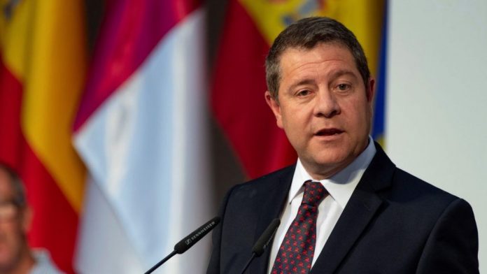 Page pide al Estado que no mire 