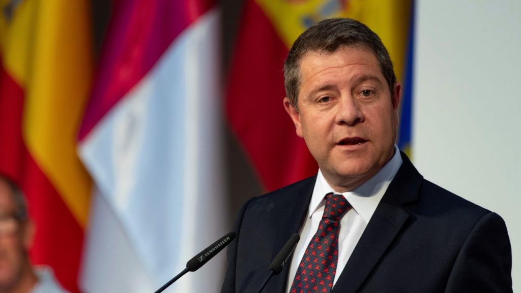 Page pide al Estado que no mire 
