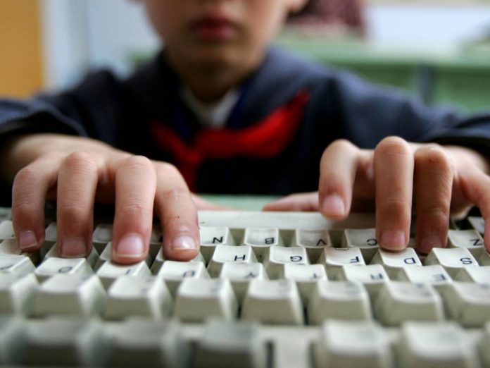 peligros ocultos de las redes sociales para los menores