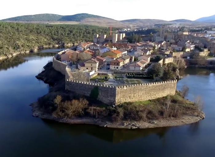 BUITRAGO DEL LOZOYA, UNO DE LOS PUEBLOS MÁS BONITOS DE MADRID