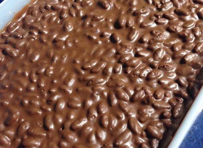 TURRÓN DE CHOCOLATE CRUJIENTE