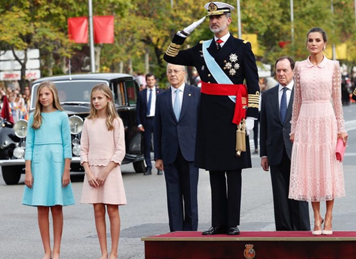 LA RELACIÓN ENTRE LA PRENSA Y LA CASA REAL ESPAÑOLA