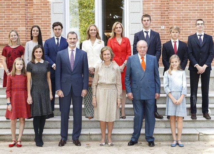 PÉRDIDA DE PODER EN LA CORONA