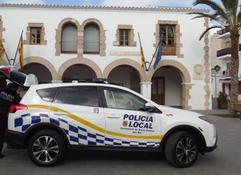 Detenido en Santa Eulària (Ibiza) por violencia de género al golpear y tratar de estrangular a su mujer