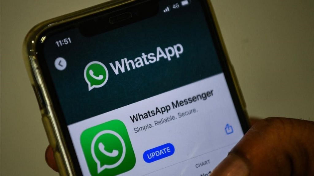 ¡Cuidado! Así va a leer WhatsApp tus mensajes 6 Moncloa Denunciar es irte del chat