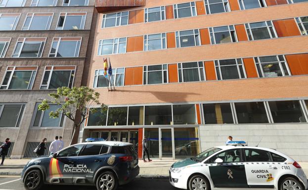 Fiscalía solicita prisión y retirada de la patria potestad a una madre acusada de maltratar a su hija