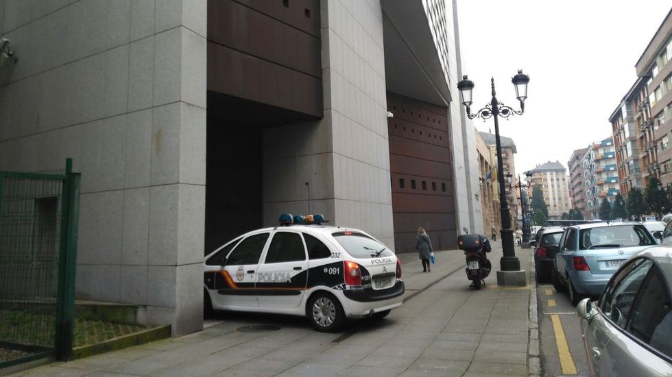 Piden cuatro años y medio de prisión para un hombre por abusos sexuales a niñas