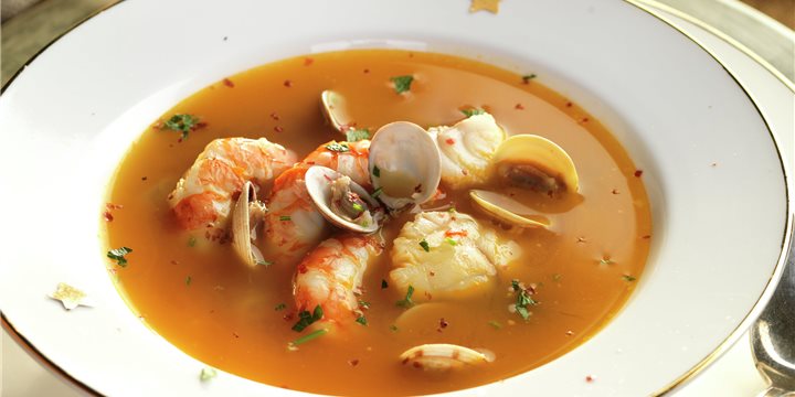 paso a paso para hacer una sopa de fiesta con pescado y marisco resultado Moncloa