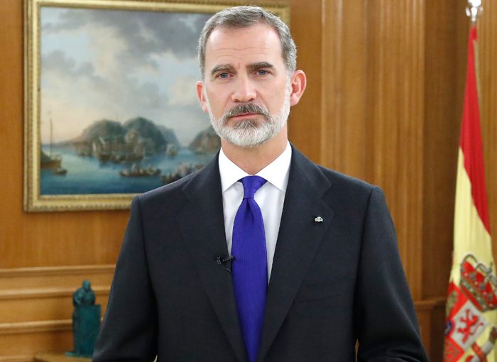 DEFENSA Y VIAJES DE LOS MIEMBROS DE LA CASA REAL