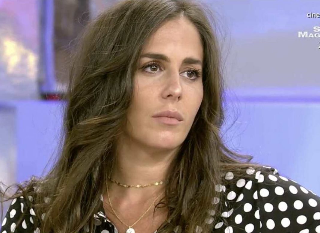 ANABEL PANTOJA CONFIESA SU ADICCIÓN EN SÁLVAME DELUXE