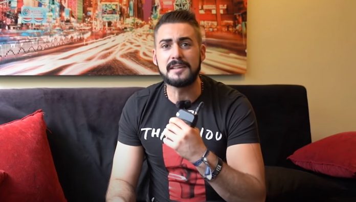 Álvaro Reyes