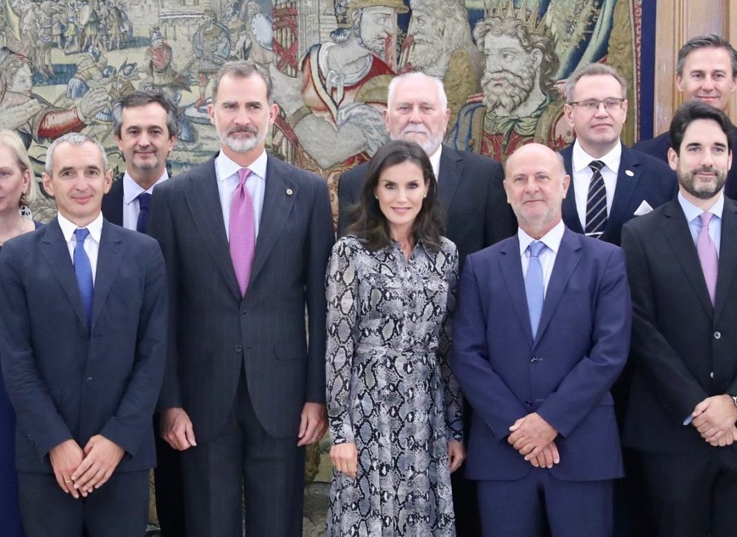 Felipe VI y Letizia: las veces que se han saltado el protocolo y se han puesto en ridículo