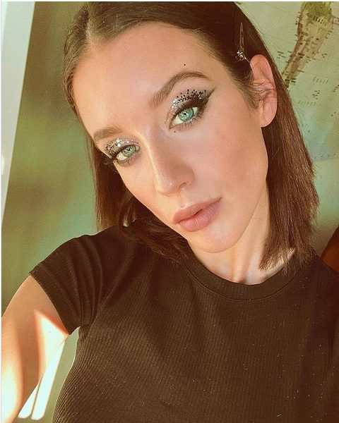 Inspírate en María Pedraza para este look de ojos con el que reinar en Navidad 1 Moncloa maría pedraza look de ojos