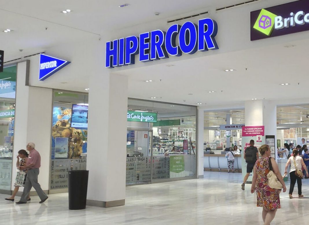 HIPERCOR EL MEJOR DE LOS HIPERMERCADOS JUNTO A EL CORTE INGLÉS