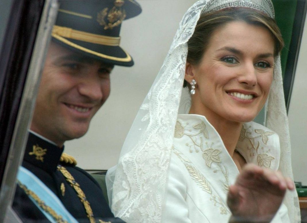 EL CAMBIO DE LOS REYES DESDE SU BODA