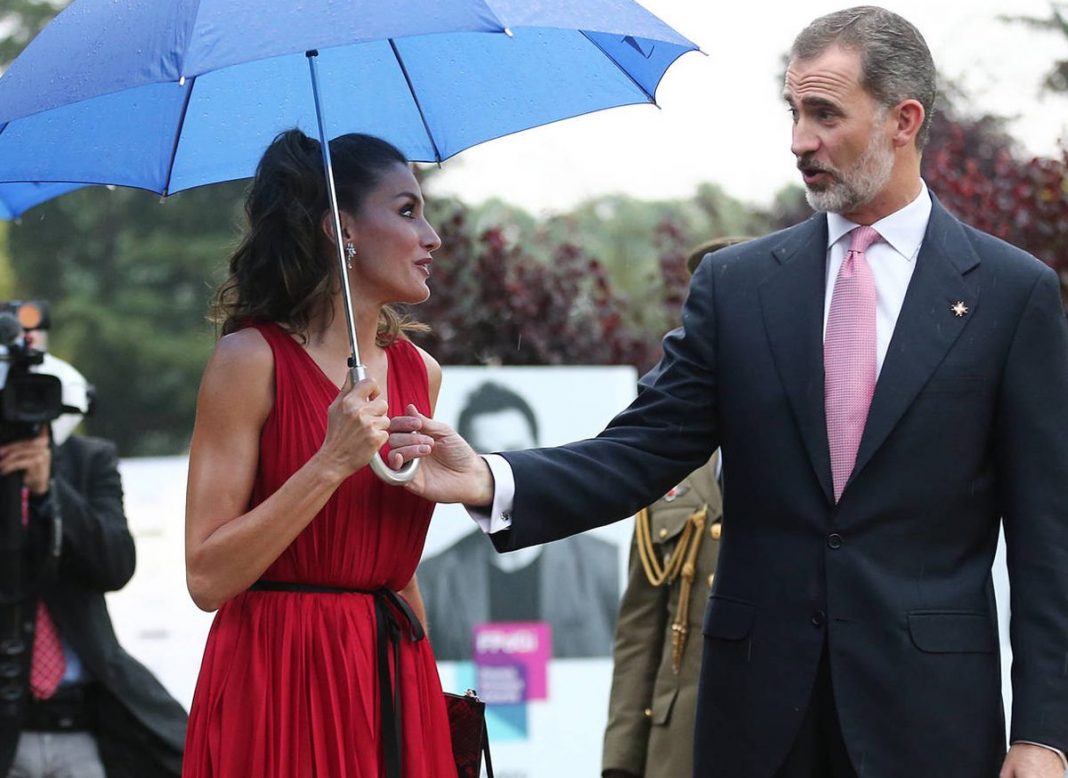 EL FEO DE LETIZIA A FELIPE VI EN GIRONA