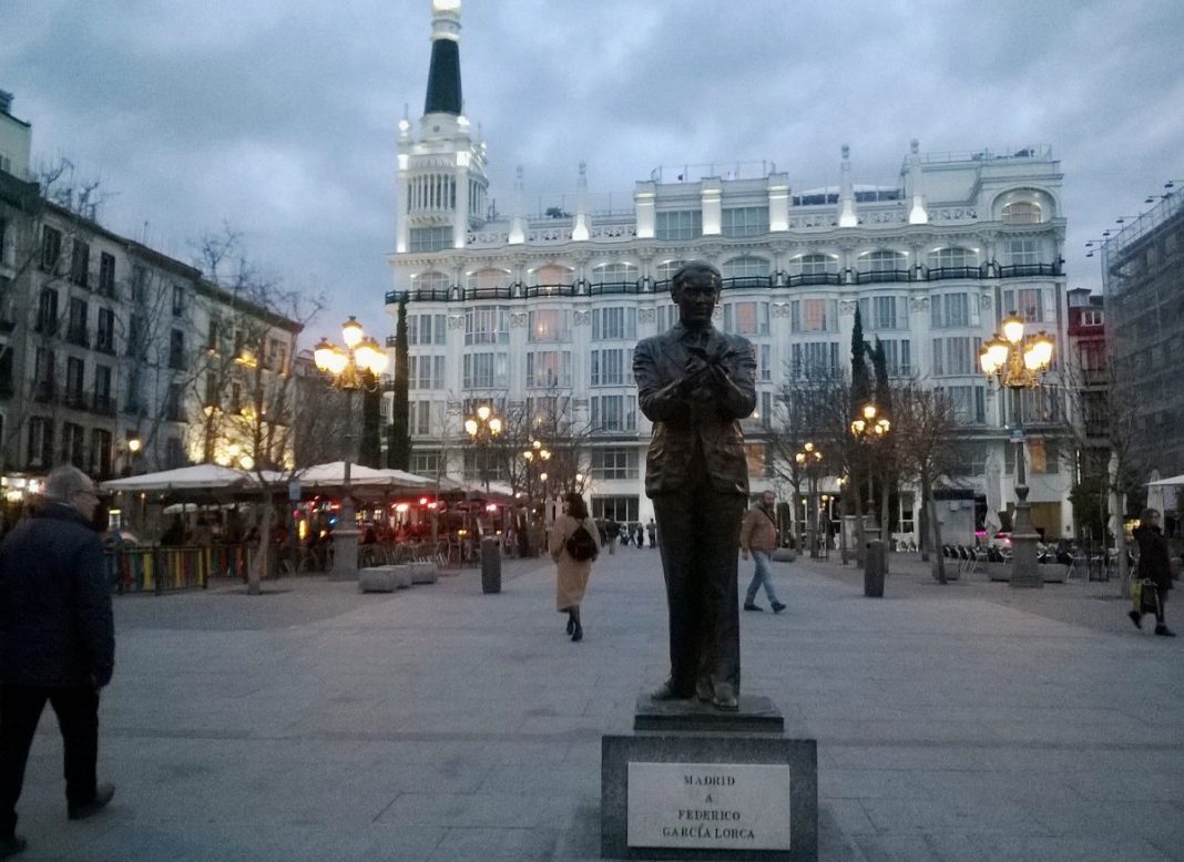 LA PRIMERA PLAZA PEATONAL DE MADRID