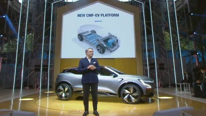 Luca de Meo, CEO de Renault, más de 50 años enamorado del automóvil | Fuente: Agencias