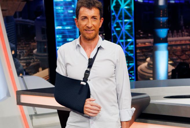 pablo motos con cabestrillo