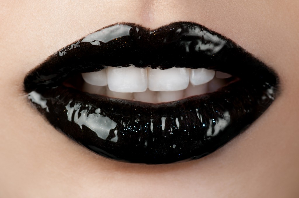 Prácticas sexuales: ¿En qué consiste el beso negro? 5 Moncloa beso negro experiementar pareja