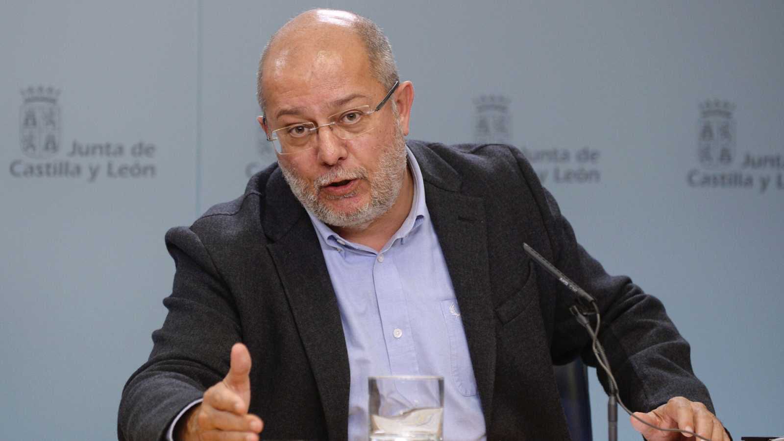 Francisco Igea no deja el acta en las Cortes de Castilla y León