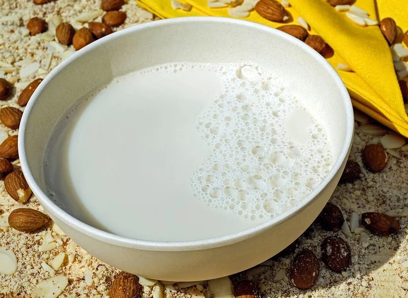 LA LECHE PROVOCA INFLAMACIÓN