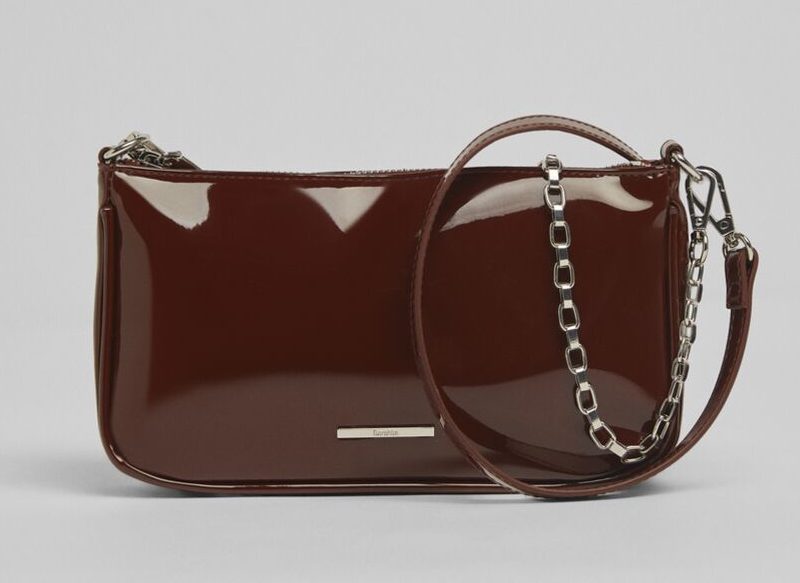 BOLSO DETALLE CADENA DE BERSHKA
