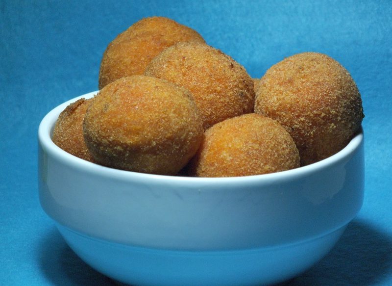 CÓMO ACOMPAÑAR UNAS CROQUETAS CASERAS