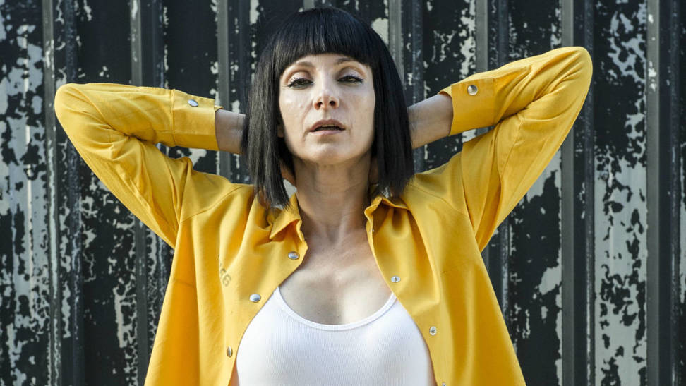 NAJWA NIMRI EN VIS A VIS