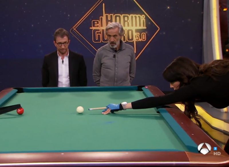 SUS GOLPES MAESTROS DE BILLAR