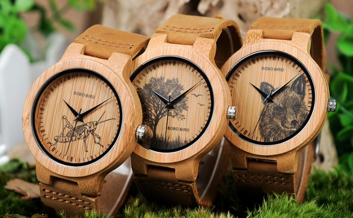 reloj de madera