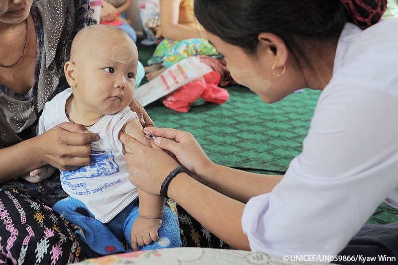 UNICEF firma un acuerdo de suministro de la vacuna de Pfizer/BioNTech