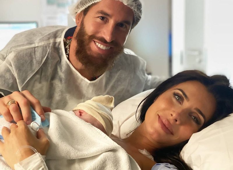 LAS CRITICAS A PILAR RUBIO AL POSAR CON SU CUARTO HIJO