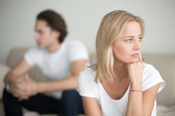 Los celos no son malos: así pueden ayudar a tu relación 3 Moncloa celos relacion poco saludable