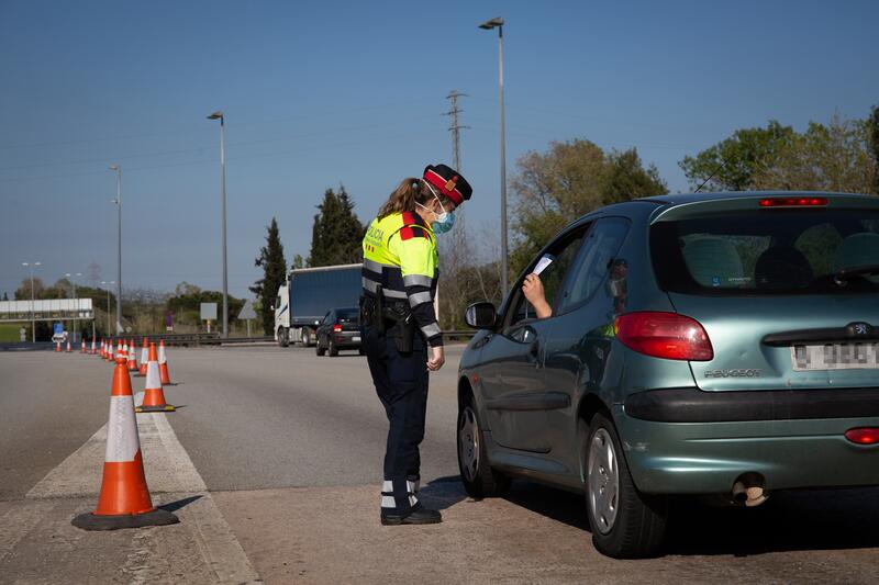 Cataluña publica la prórroga de restricciones y levanta el confinamiento comarcal