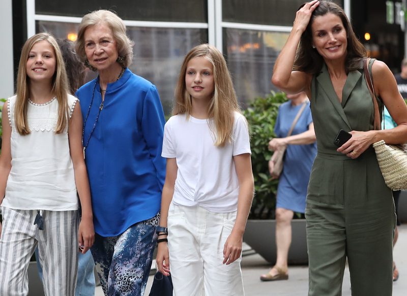 LA REINA LETIZIA Y LOS CARAMELOS