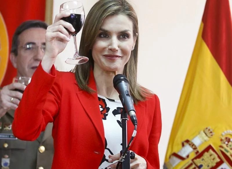 LOS TACONES PIERDEN PROTAGONISMO